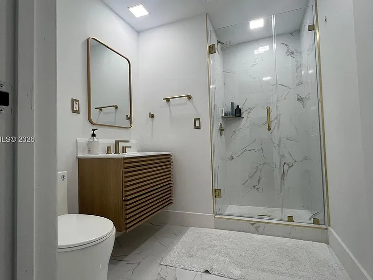 10042 SW 161st Ave — Photo 5
