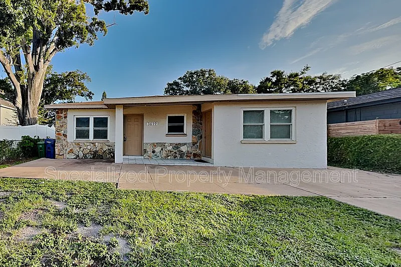 3 bed, 2.0 bath, 1536 sqft, $2,249 — Photo 1