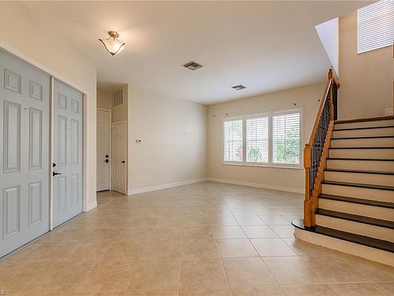 4th image of 11149 Sparkleberry Dr