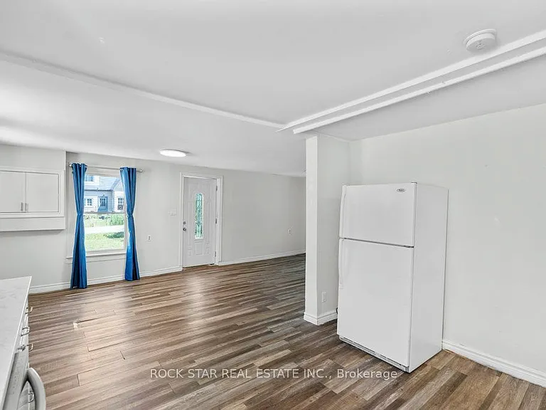 69 Teal Ave — Photo 9