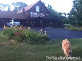 122 Fire Bird Ln, New Stanton, PA 15672