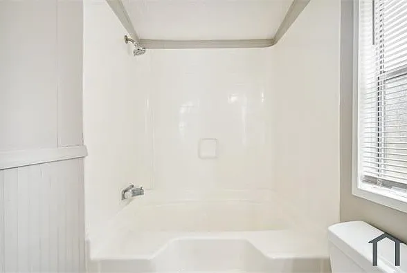 10609 Bay Hills Cir — Photo 15