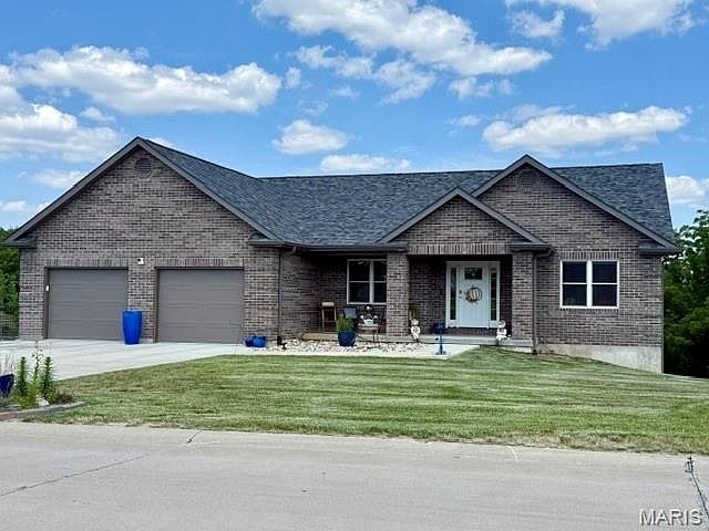 1st image of 132 Gala Dr