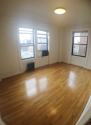 Rented by Gala West Realty LTD | media 4