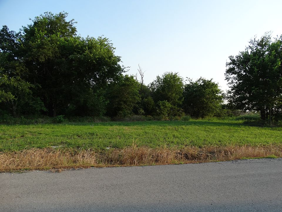 1st image of 5250 E Hickory Bluff Dr