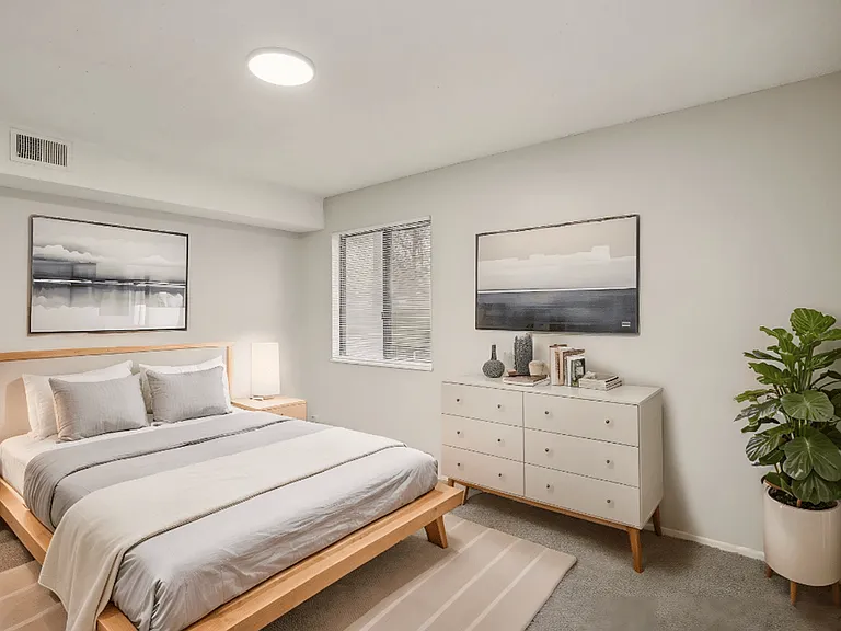 8637 E Utopia Pkwy — Photo 15
