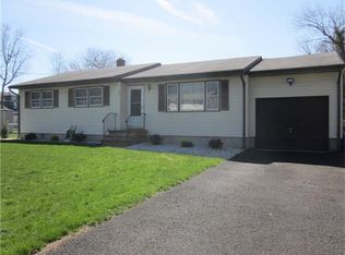 30 Grant Ave, Piscataway, NJ 08854