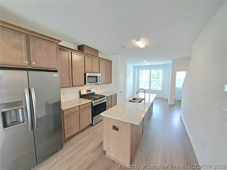 1939 Robin Hill Ln — Photo 8
