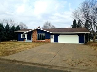 1014 Yorkshire Ave, Rice Lake, WI 54868