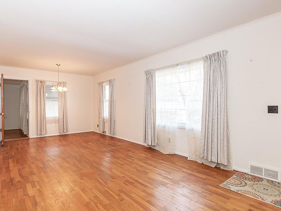 5th image of 2913 Ellamarie Dr