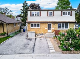 476 Prospect Ave, Kitchener, ON N2A 1E1