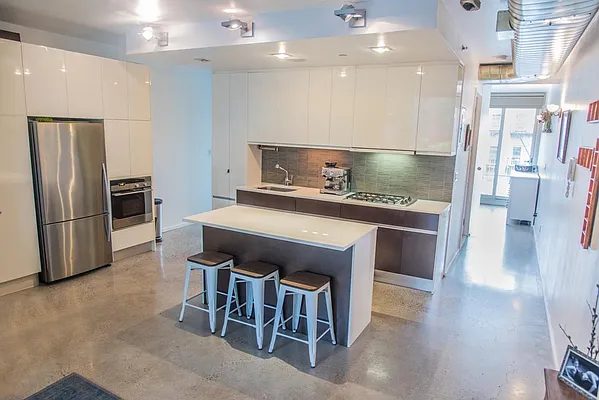 Sold by Fillmore | media 1