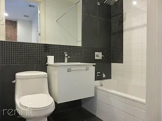 Rented by Rennit Inc.