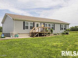 109 East St, Whittington, IL 62897