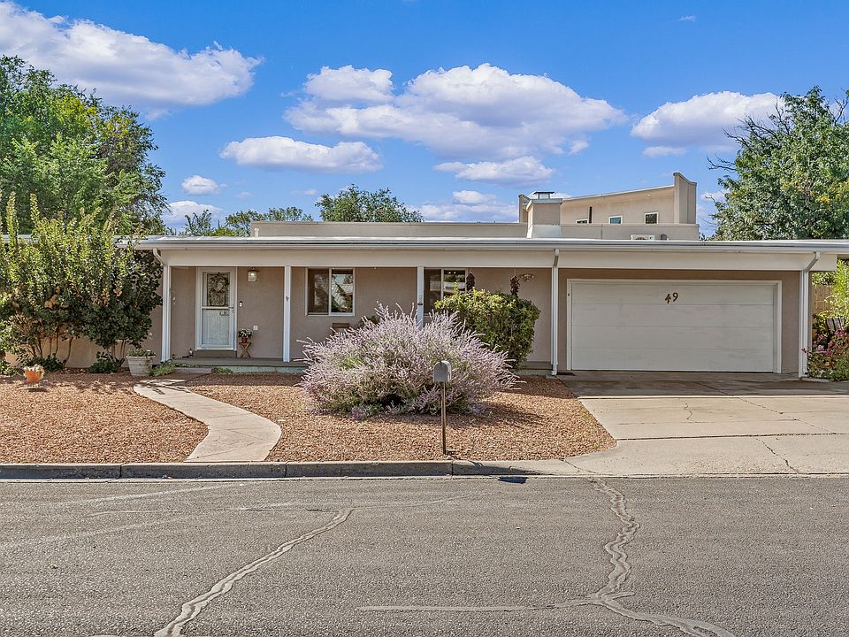 1st image of 49 La Paloma Dr