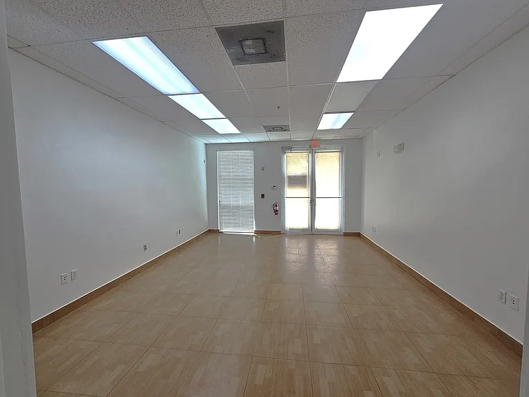 3408 W 84th St #115 — Photo 3