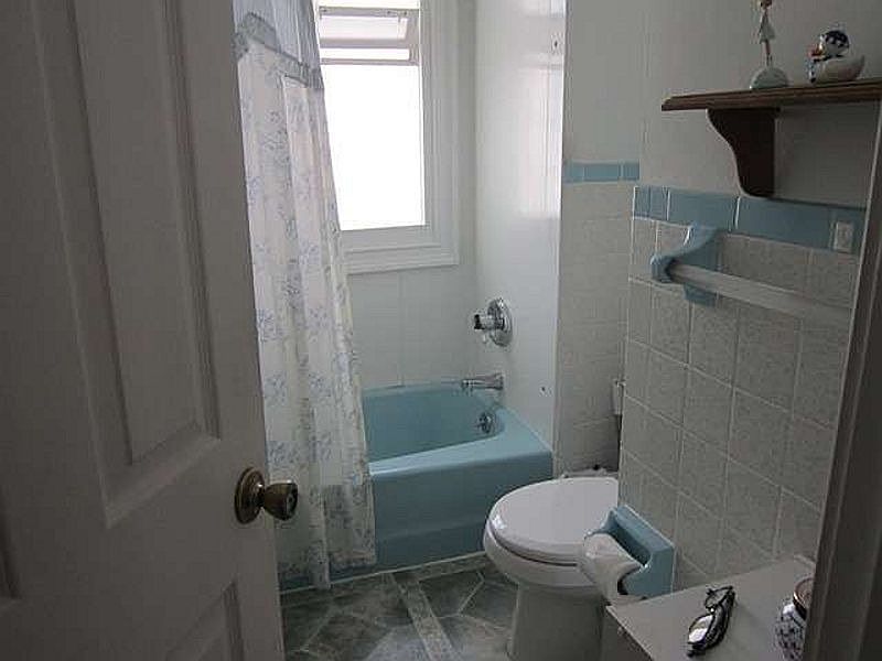 1st image of 18 Euclid Ave