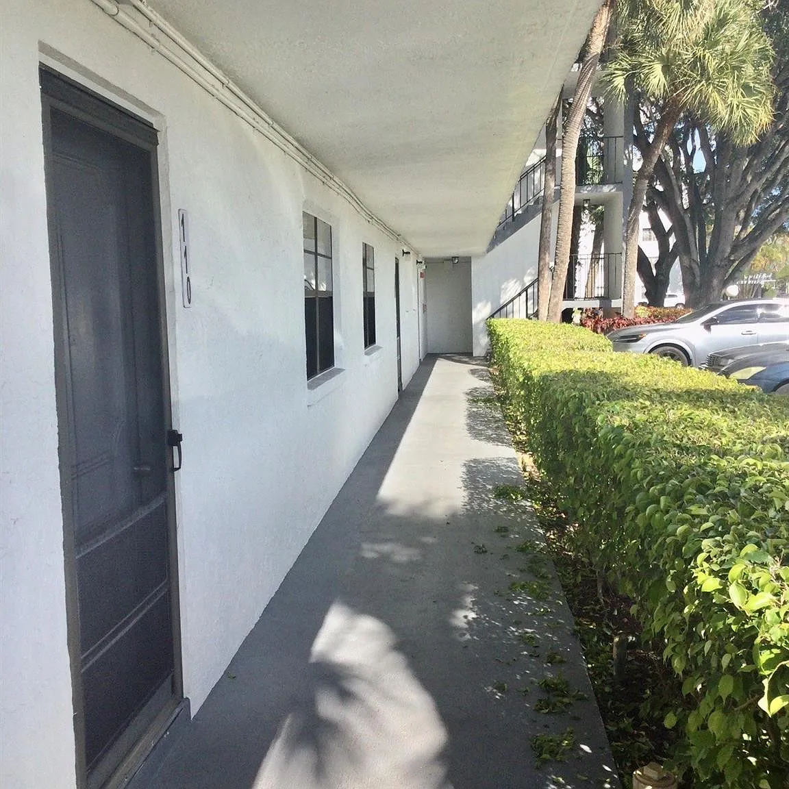 2 bed, 2.0 bath, 979 sqft, $2,000 — Photo 1