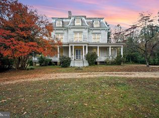 900 Ficklen Rd, Fredericksburg, VA 22405