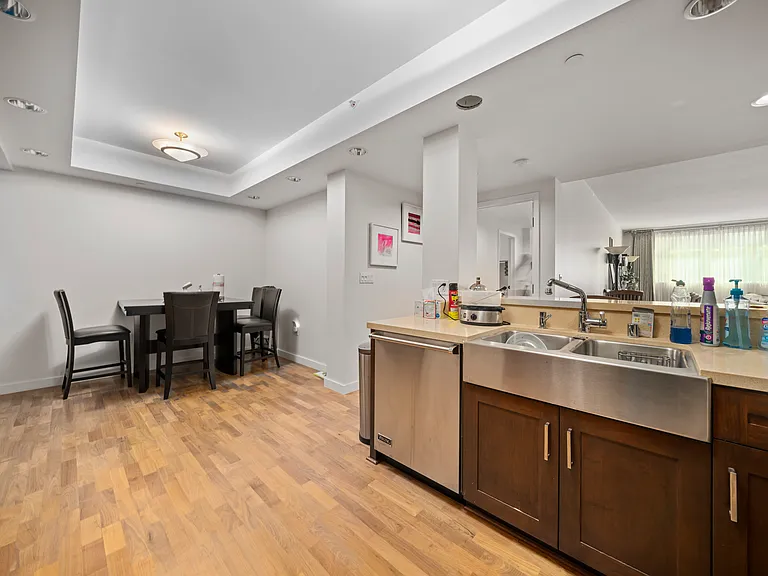920 Granite Dr — Photo 10