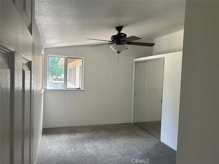 1276 Evergreen St — Photo 9