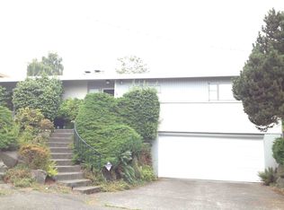 10417 11th Ave NE, Seattle, WA 98125