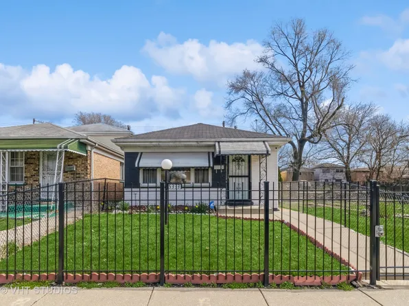 (undisclosed Address), Chicago, IL 60609