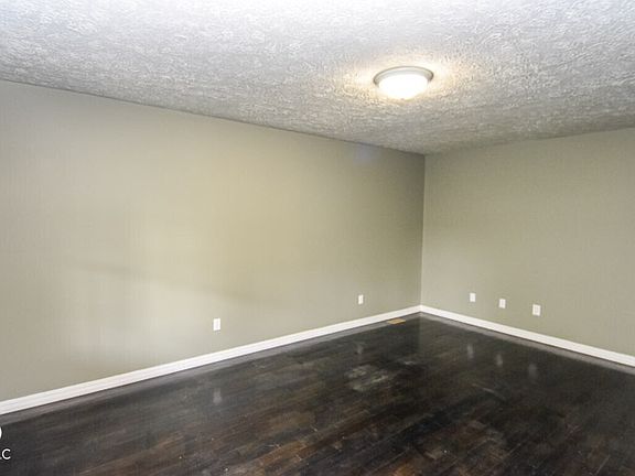 3rd image of 428 N Hay St
