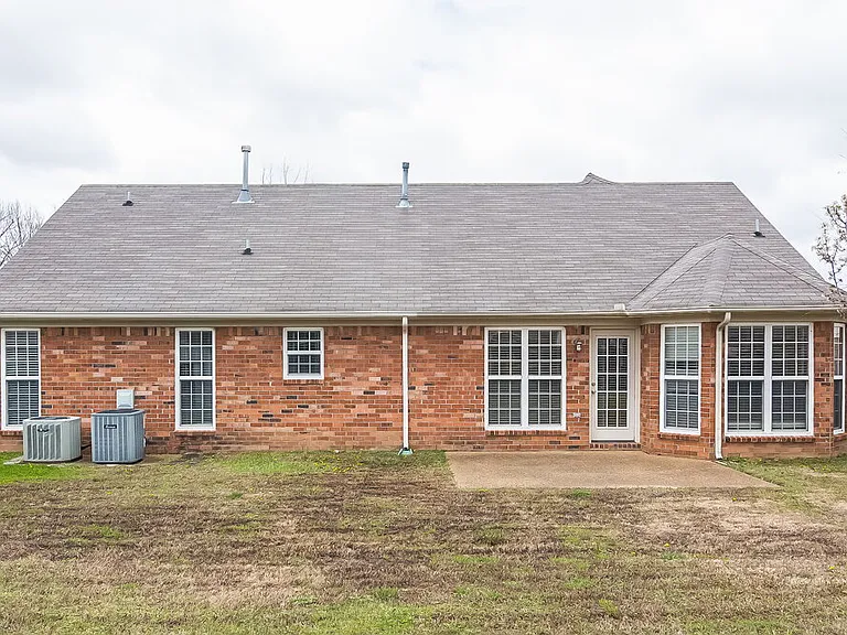 5444 Milton Ridge Dr — Photo 12