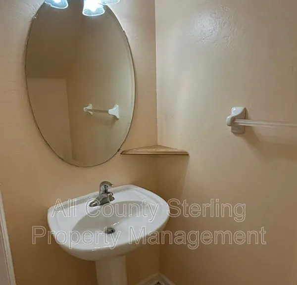 5052 Hawkstone Dr — Photo 10