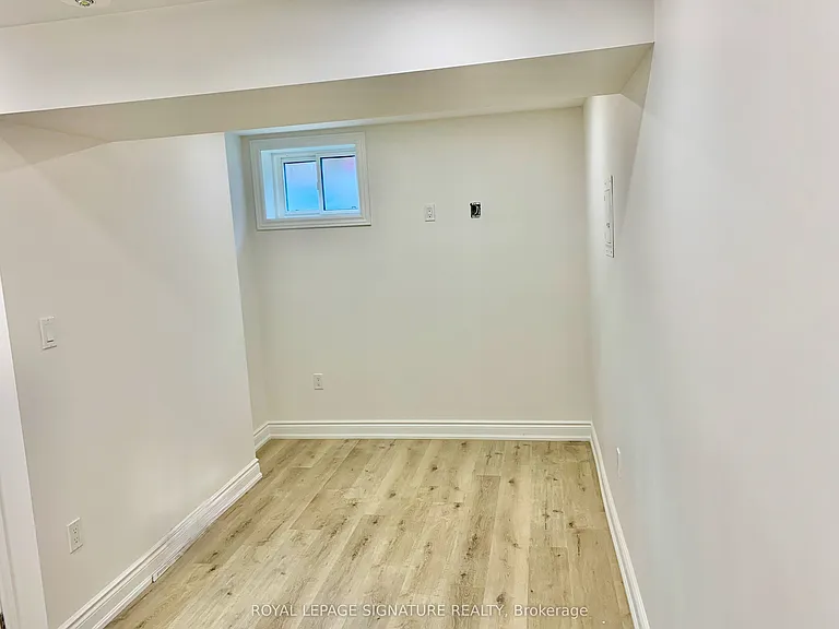 977 Glencairn Ave #4 — Photo 5