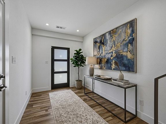 5th image of 521 Melba St Unit 101