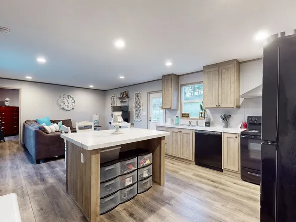 12 Dohl Ln, Gordonsville, TN 38563