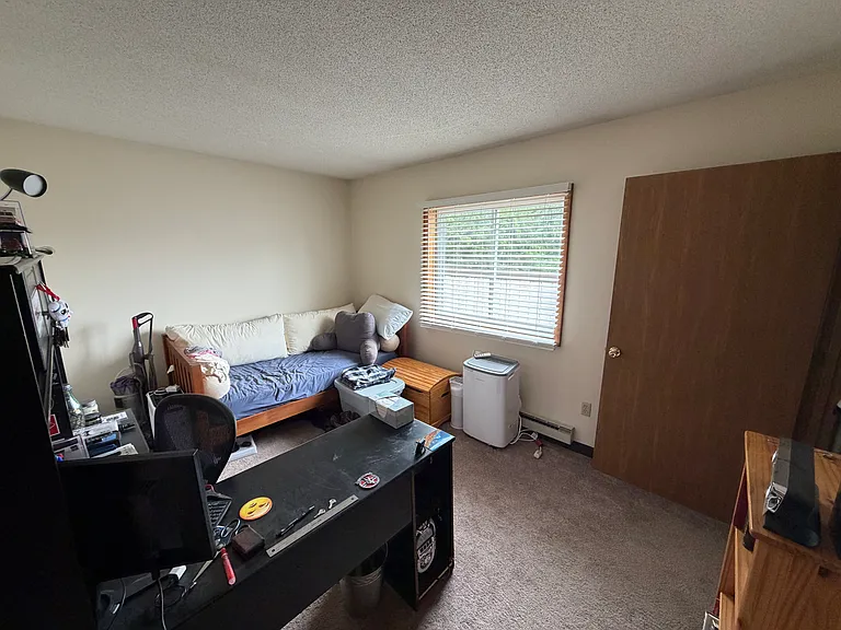 845-847 Lime Hollow Rd #2 — Photo 6