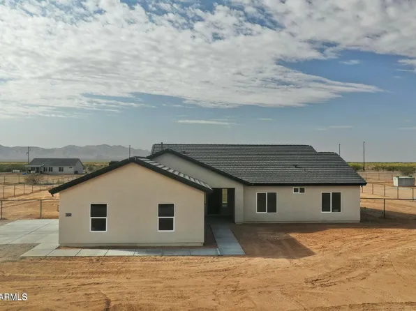 25820 W White Feather Lane, Wittmann, AZ 85361
