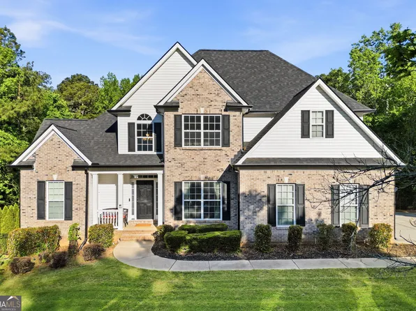 460 Persimmon Dr, Sharpsburg, GA 30277