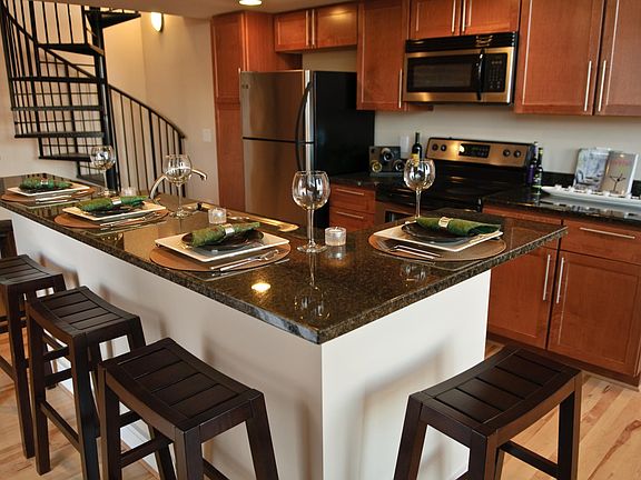 4th image of 505 6th St SW APT 128