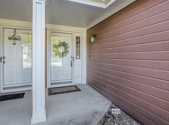 3rd image of 5567 NW Sunrise Meadow Ln