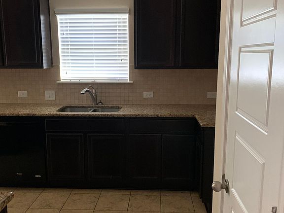 3rd image of 18107 Bandelier Dr