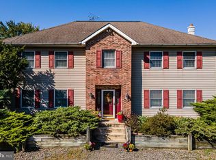 1263 E Saw Mill Rd, Quakertown, PA 18951