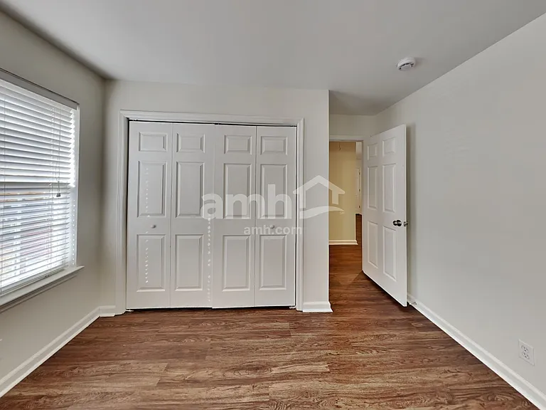 1502 Halifax Dr — Photo 22