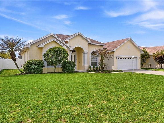 3rd image of 308 Terranova Boulevard