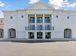 1666 Coffman St APT 221, Falcon Heights, MN 55108