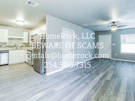 3rd image of 1002 Zora Dr #B