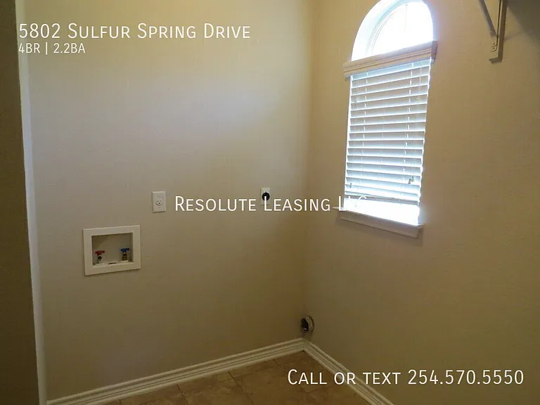 5802 Sulfur Spring Dr — Photo 9