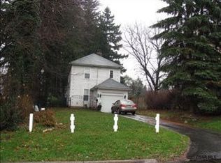 961 Sunnehanna Dr, Johnstown, PA 15905