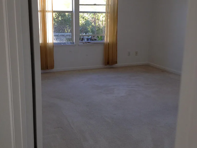 5 Holtz Ct — Photo 13