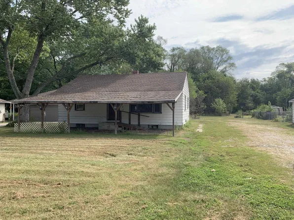 56654 Ash Rd, Osceola, IN 46561