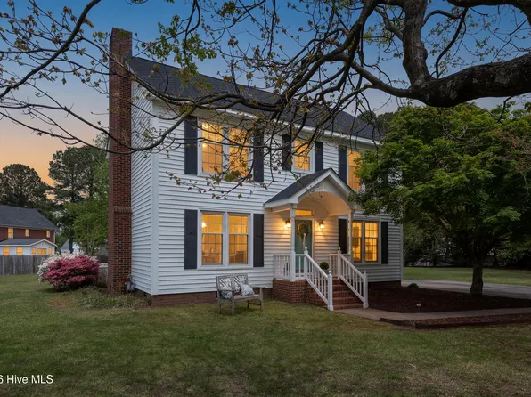 2305 N Miller Circle, Winterville, NC 28590