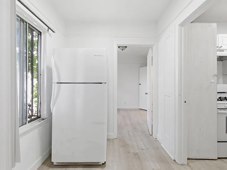 1426 S Bonnie Brae Street — Photo 3